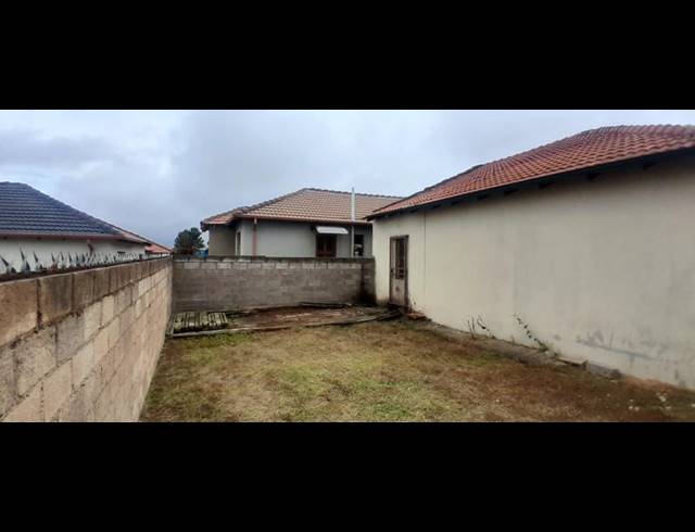 3 BEDROOM HOUSE FOR SALE IN GOUDRAND